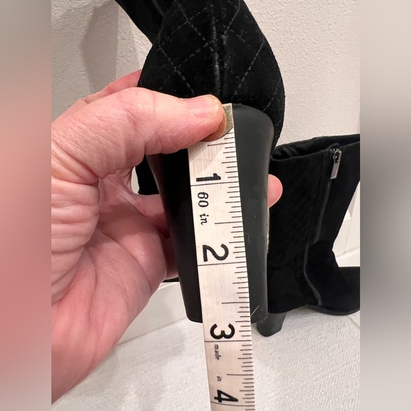 Aquatalia by Marvin K, Black Quilted Suede Mid-Calf 
Boot, Size 7.5 - Picture 3 of 16